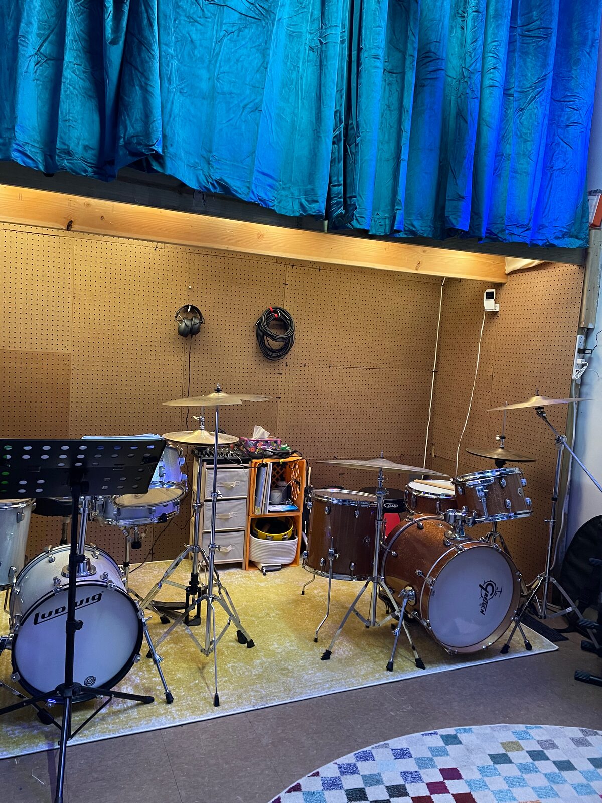 Adi Malka Drums studio, view 6